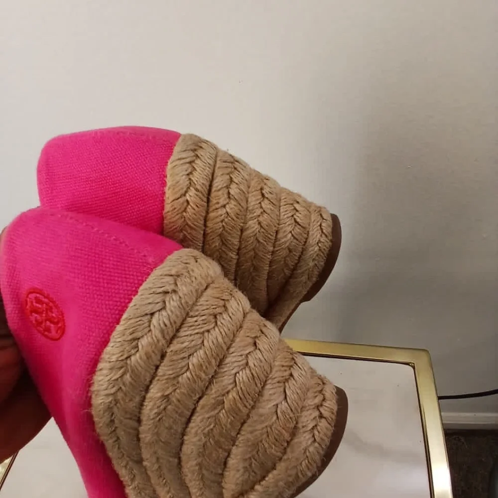 Tory Burch Pink Espadrille Wedge Sandals Size 8.5.